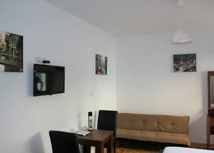 Eclectic Business & Leisure Apartment Nikosia