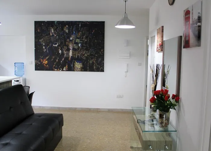 Eclectic Business & Leisure Λευκωσία